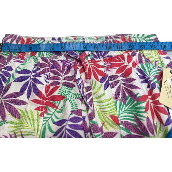 St. John's Bay Women's Short Elastic Mid rise Adjustable Palm trees Green XL New - Picture 5 of 8